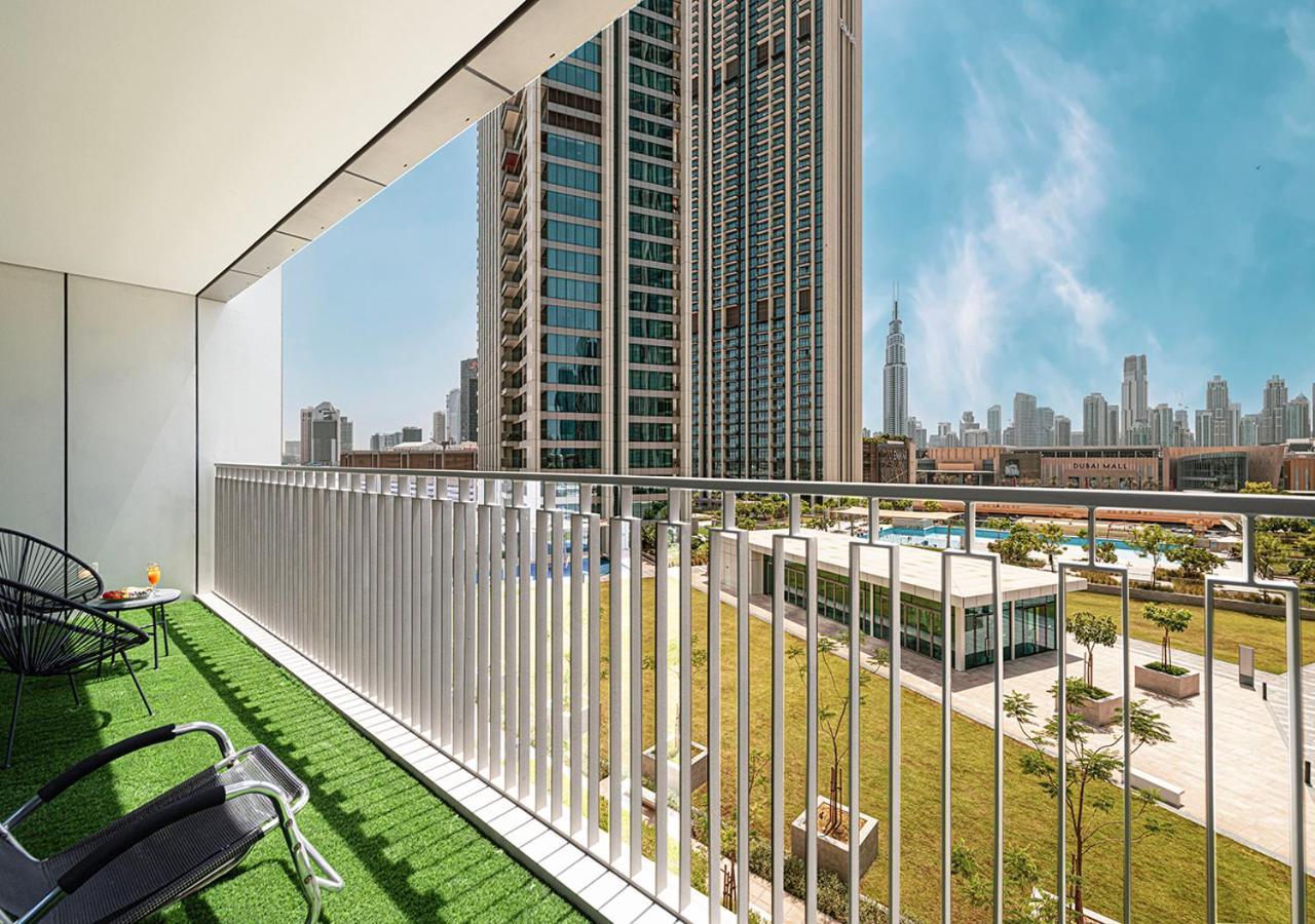 Luxurious Burj Khalifa View 5 Star 4bd In Downtown With Mall Access - Brand New شقة