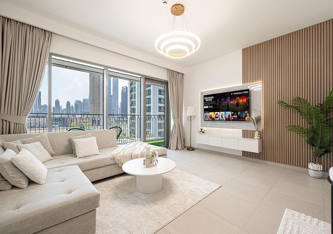 Luxurious Burj Khalifa View 5 Star 4bd In Downtown With Mall Access - Brand New شقة