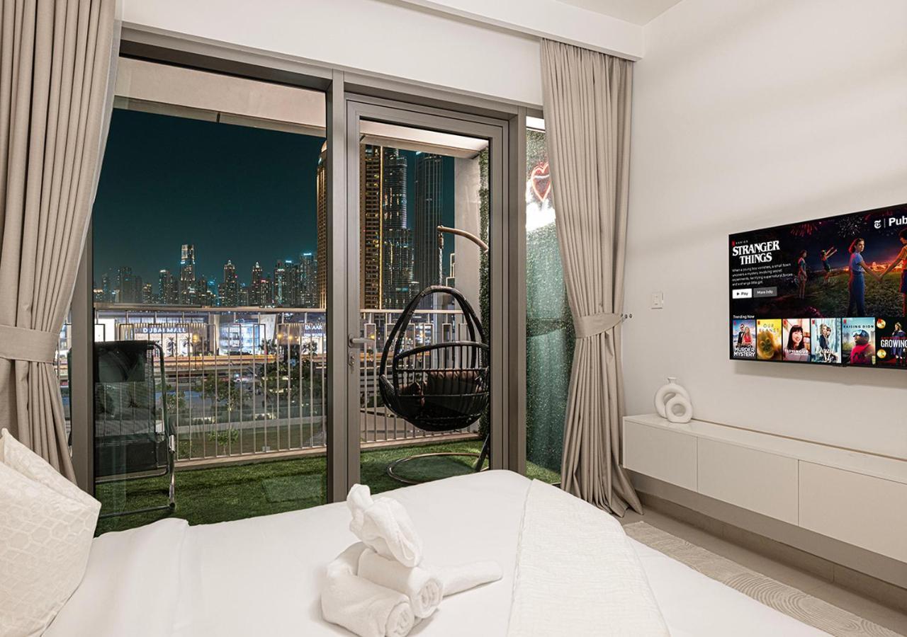 Luxurious Burj Khalifa View 5 Star 4bd In Downtown With Mall Access - Brand New شقة دبي
