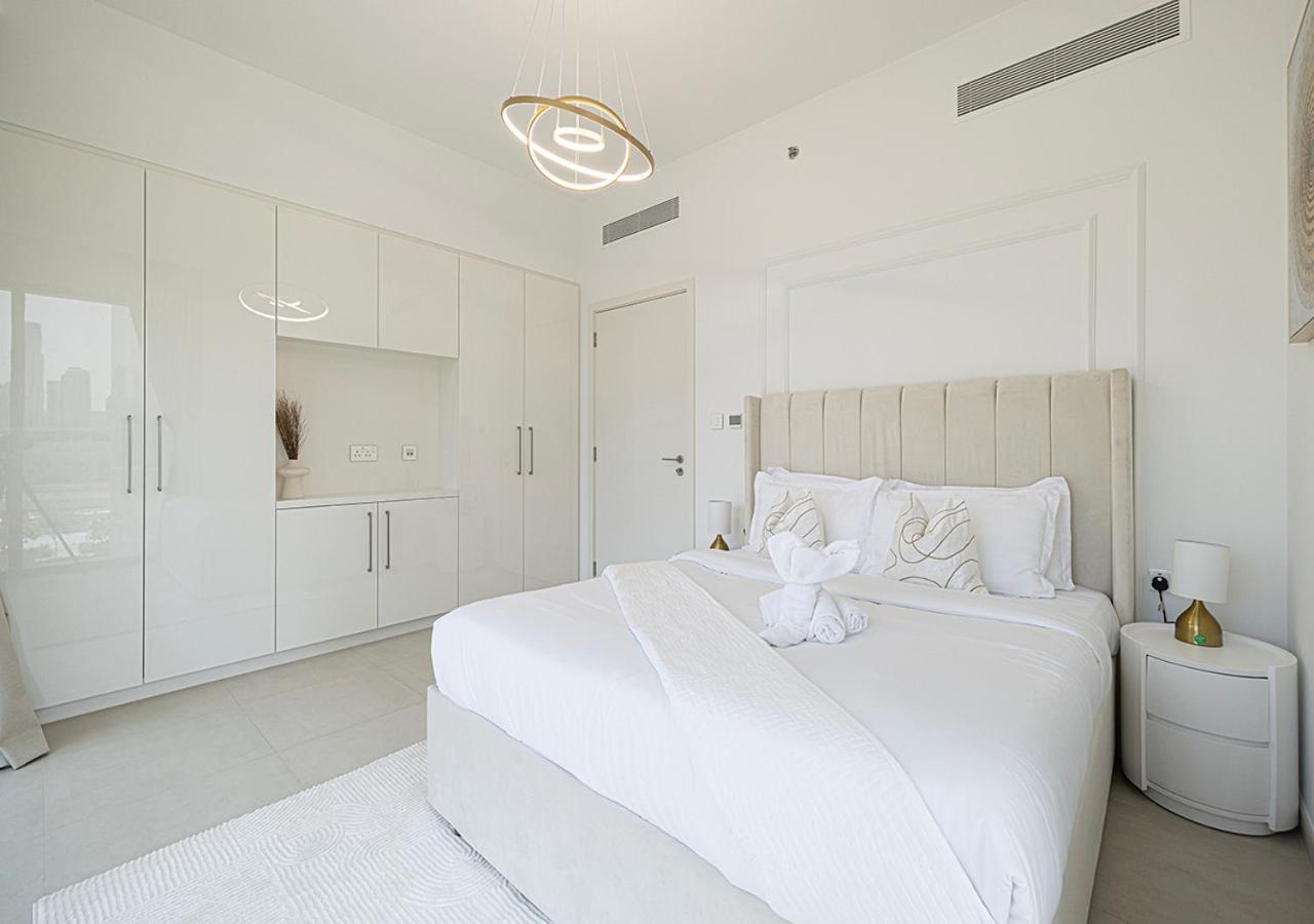 شقة Luxurious Burj Khalifa View 5 Star 4bd In Downtown With Mall Access - Brand New *