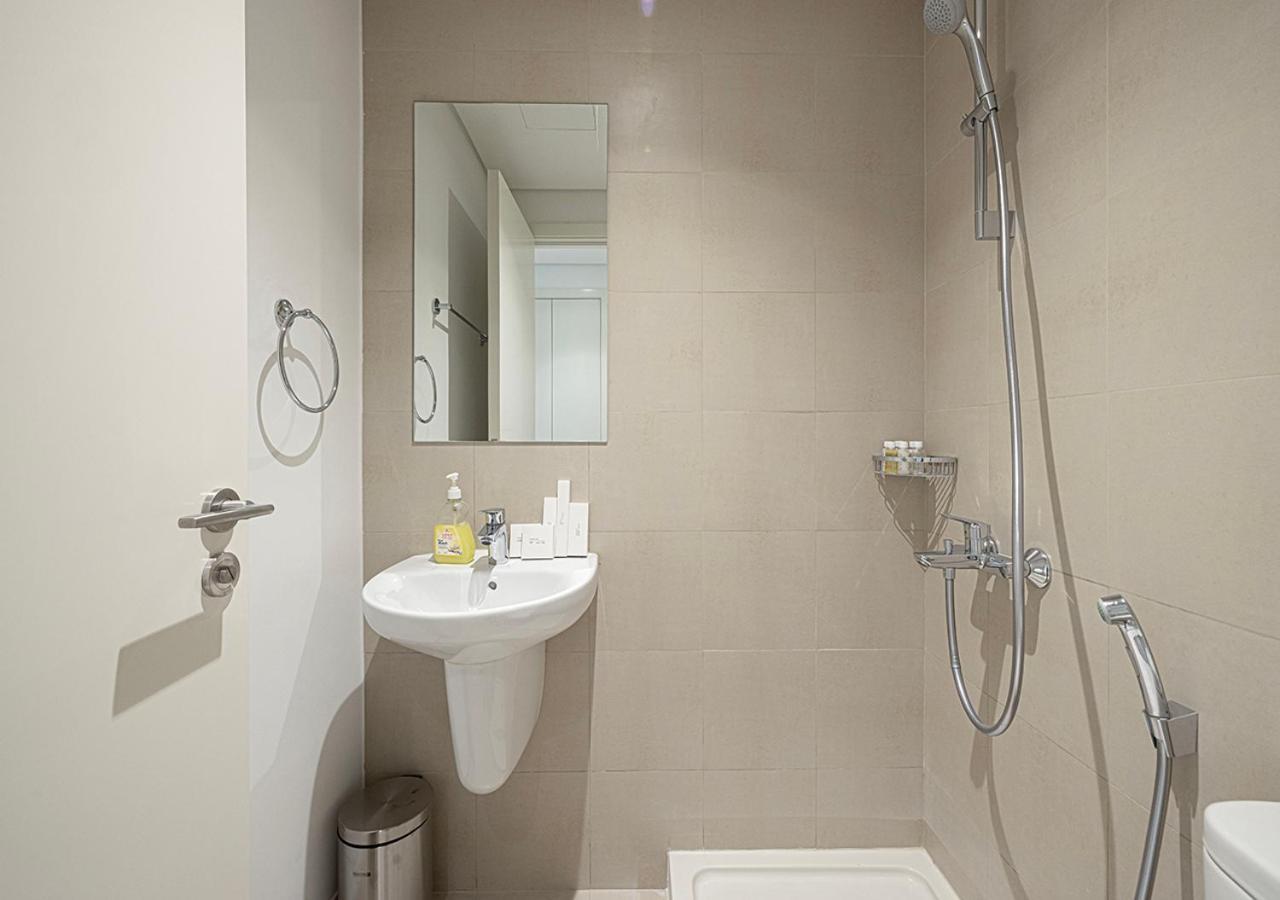 Luxurious Burj Khalifa View 5 Star 4bd In Downtown With Mall Access - Brand New شقة دبي
