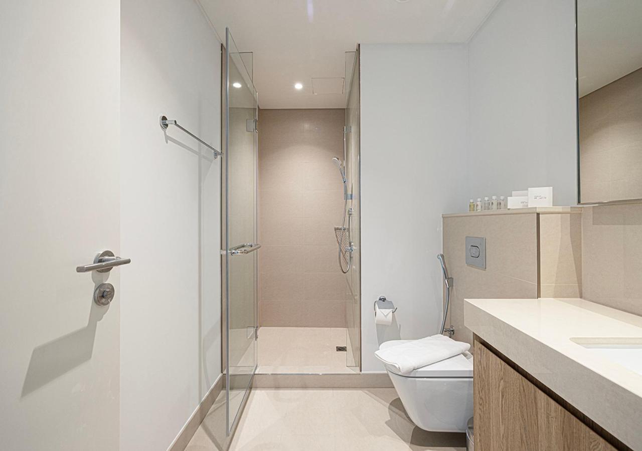 Luxurious Burj Khalifa View 5 Star 4bd In Downtown With Mall Access - Brand New دبي